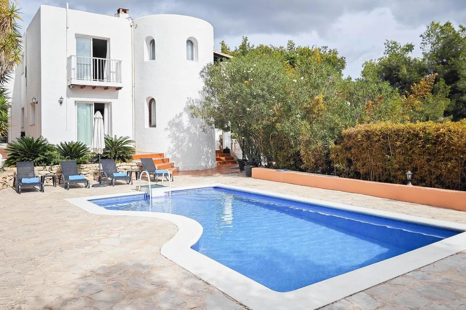 Villa Mercedes Cala Llonga Spanyolország